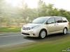   فان تويوتا سينا 2015 تحصل على تطويرات وشكل وتقنيات جديدة Toyota Sienna