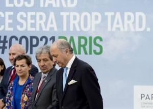 قمة المناخ بباريس تبحث عن اتفاق لاحتواء ارتفاع درجة حرارة العالم