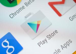 متجر Google Play   يتيح لك قريبا تأجيل عمليات التحميل عندما تستخدم البيانات المحمولة