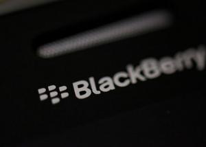 TCL تشوق للهاتف القادم Blackberry Mercury في فيديو قصير