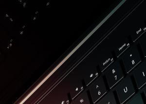 مايكروسوفت تشوق للحاسب المحمول المتحول Surface Book 2