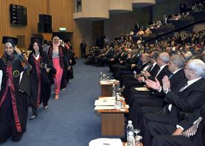 رئيس مجلس الوزراء يشهد حفل تخريج الدفعة (34) من برنامج التدريب الاحترافي لمعهد تكنولوجيا المعلومات