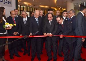 خلال افتتاحة "Cairo ICT 2015 " السيسي :يطلق مباداتين للتعليم الالكتروني وتوطين الالكترونيات ..والمعرض رسالة طمأننية للعالم