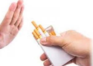 خبير علم الاجتماع : التدخين بداية طريق الإدمان