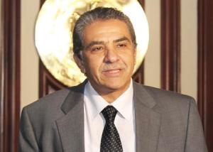 مصر : وزير البيئة يركد جهود الوزارة يجب ان تنصب على الصناعة والإستثمار
