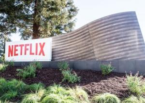 Netflix نقلت جميع بياناتها إلى خدمات أمازون الشبكية
