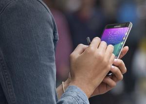 تأكيد قدوم الهاتف Galaxy Note 5 مع كاميرا أمامية بدقة 5 ميجابكسل