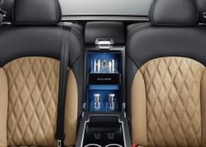 “بنتلي” تعرض مبردات صغيرة للمشاريب في سيارات مولسان وفلاينج سبير Bentley
