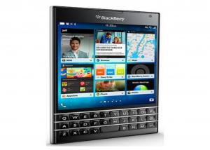 BlackBerry Passport متاح الآن فى المملكة المتحدة