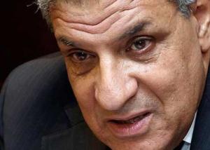 فى لقائه مع محلب: مصطفى السيد نتائج ايجابية لابحاث استخدام الذهب لعلاج الأورام