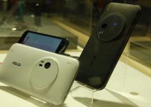 اسوس :تصدر تحديثات جديدة للهاتفين Zenfone Zoom و Zenfone 2 Laser