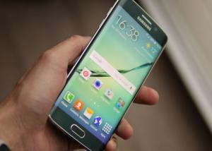 Mophie : غطاء واقي مرفوق ببطارية للهاتف Galaxy S6