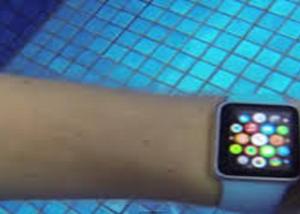 Apple Watch تقاوم اختبارات المياة