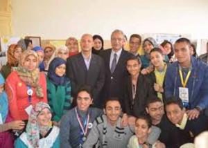 طالبان من المنيا يمثلان مصر في معرض العلوم بأمريكا .. والمحافظ يكرم الفائزين
