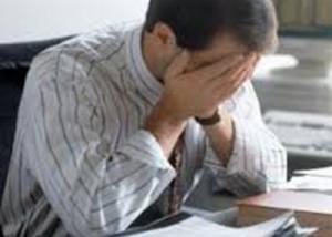 دراسة: الانشغال الدائم بالعمل يعرض صحتك للخطر