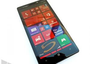 الصين : بدء عملية بيع الهاتف " Lumia Icon "