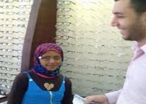 الاسكندرية : " مصر العطاء " تسلم عددا من النظارات الطبية ضمن قافلة العامرية