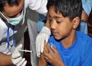 الصحة تعلن تطعيم ٢ مليون تلميذ ضد الامراض المعدية