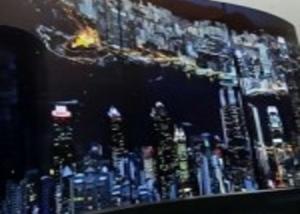 LG تكشف عن تلفاز يمكن مشاهدته من الجانبين .