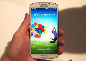 سامسونج تطلق تطبيق Samsung UPDAY