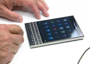 طرح BlackBerry Sliderبنظام اندرويد سبتمبر القادم