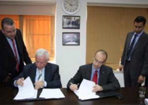 اتفاقية تعاون بين مجموعة طلال أبوغزاله ومبادرة التعليم الأردنية لتزويد المبادرة 