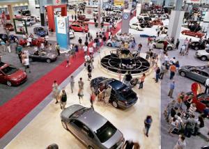 بورشه تستعرض تكنولوجيا المستقبل في معرض دبي الدولي للسيارات 