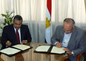 التنمية الإدارية اتفاقية تعاون مع الجامعة المصرية اليابانية للعلوم والتكنولوجيا 